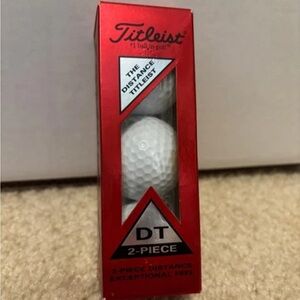 Titleist DT 2-Piece Golf Balls in Red Box